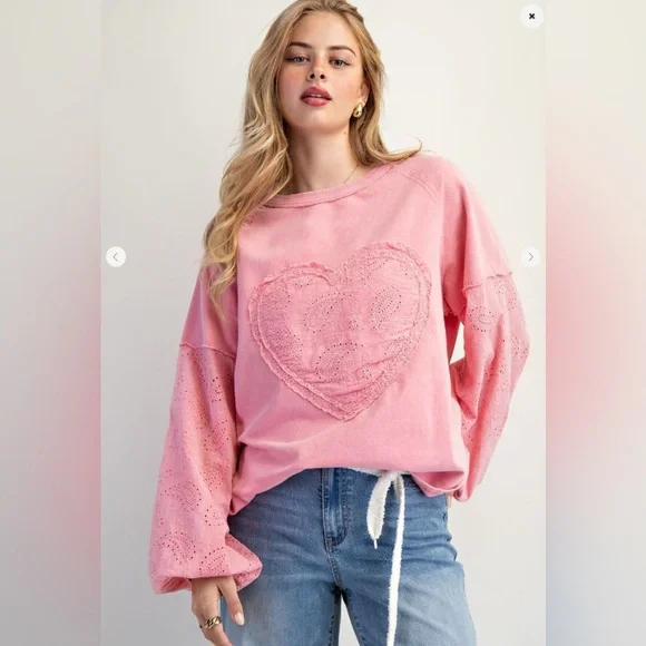 Easel Pink embleshied Heart Top Embroidered NWT
All sizes - Picture 1 of 6